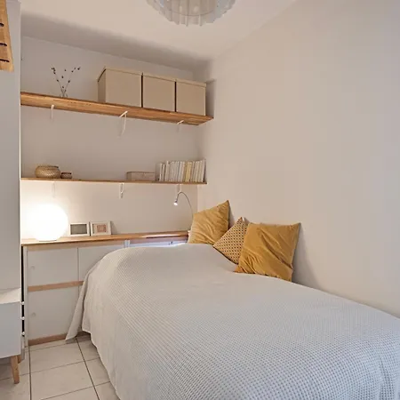 Apartment Atlantis 0102 Sint-Idesbald